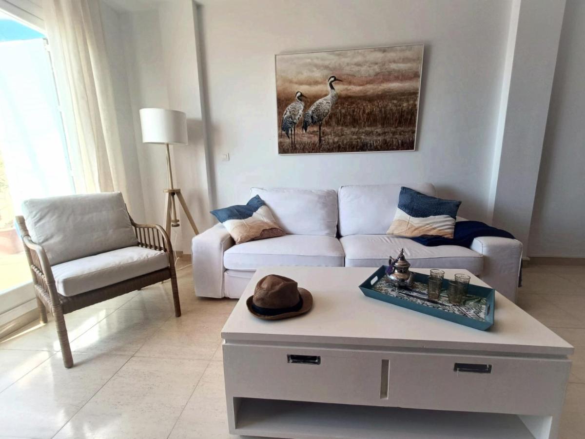 Carvajal Beach Seaview Apartment 贝纳尔马德纳 外观 照片