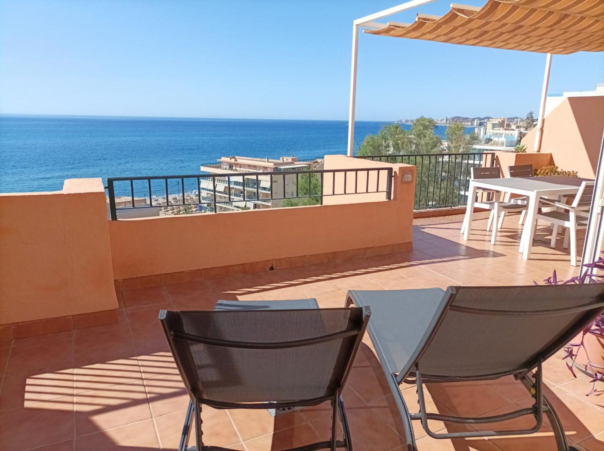 Carvajal Beach Seaview Apartment 贝纳尔马德纳 外观 照片